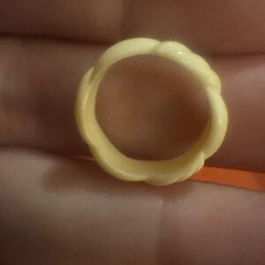 Vintage Cream-Colored Floral Carved Resin Ring - Women Jewelry
